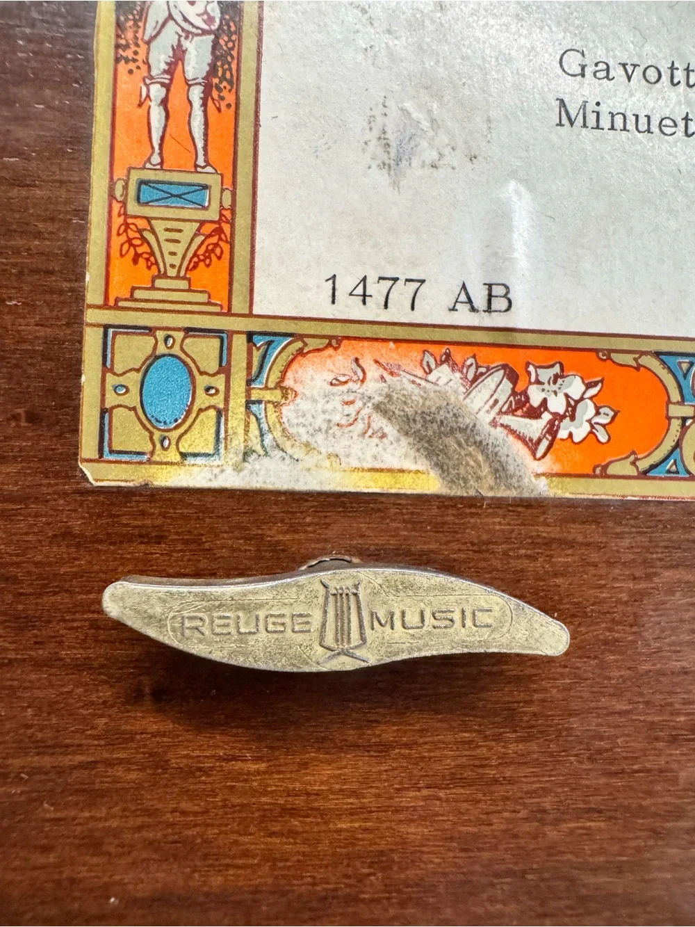 Vintage ‘Reuge’ Sainte Croix Embellished Music Box